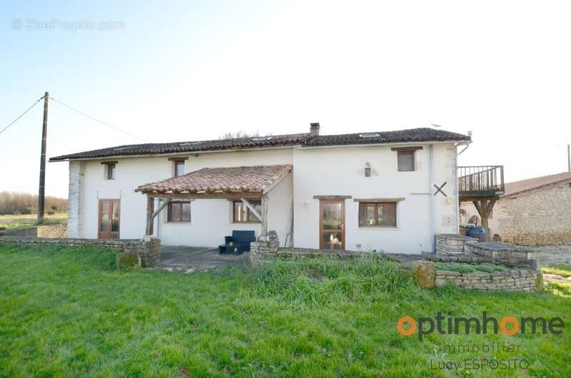 Maison à MAUPREVOIR