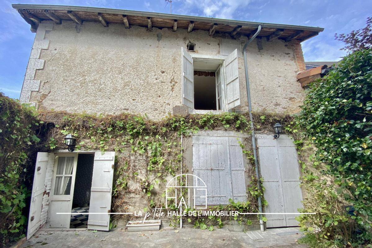 Maison à ROCHECHOUART
