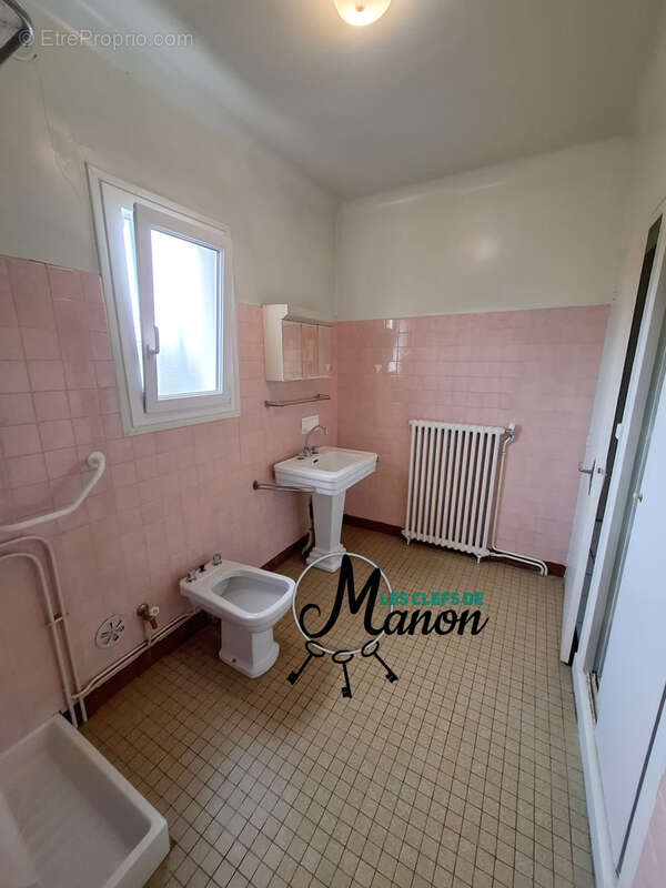 Maison à SAINT-SORNIN-LEULAC