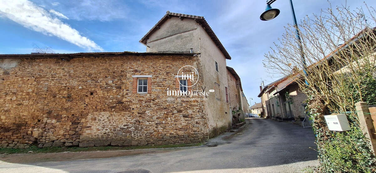 Maison à MOISSANNES