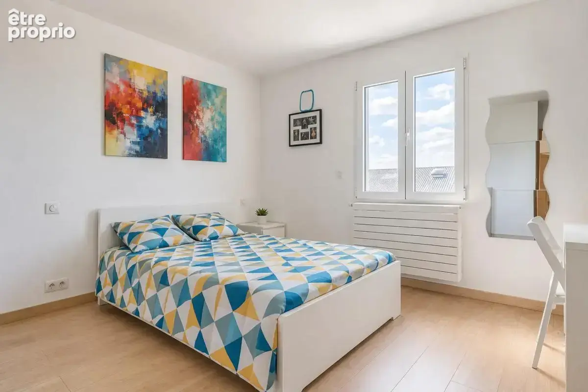 Maison familiale 7 pièces de 250 m² au Mesnil-Saint-Denis avec studio indépendant - photo 10