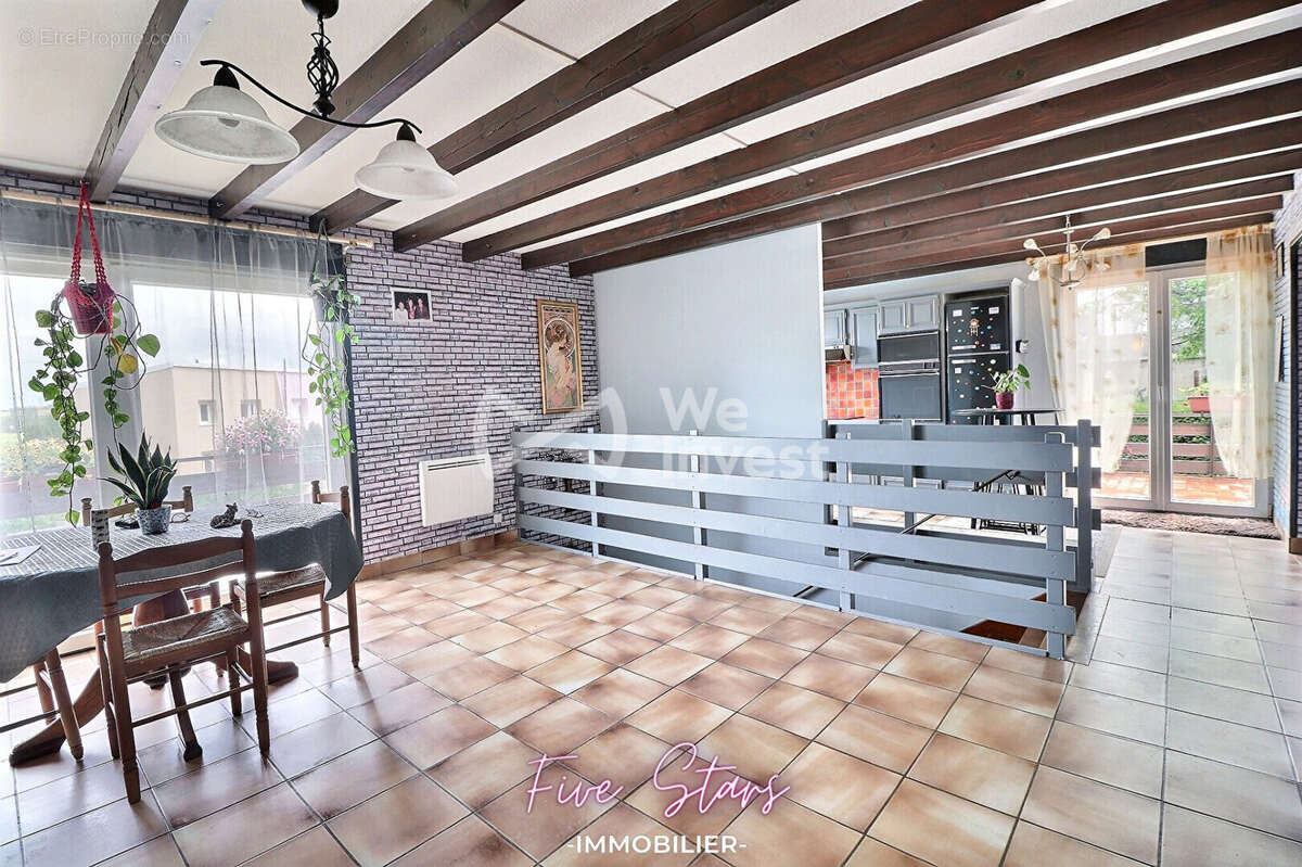 Maison 95 m² à Piennes  - photo 6