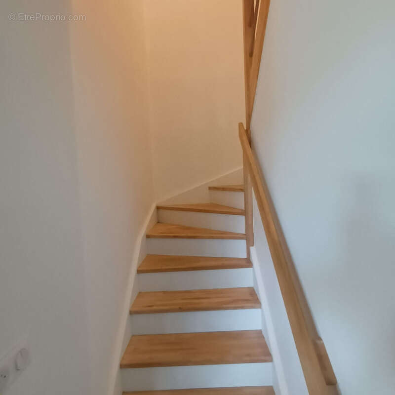 Appartement à SAINTE-CONSORCE