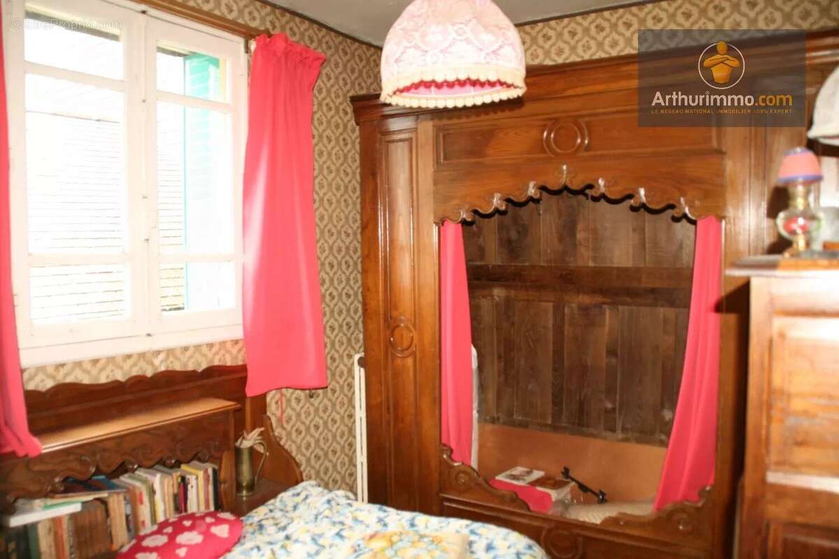 Maison à LES FORGES