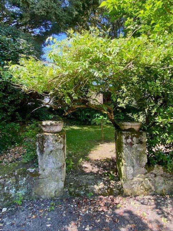 Maison à SAINT-CLAR