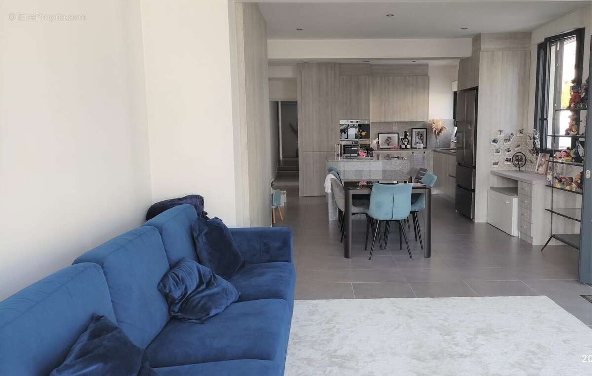 Maison à VILLENAVE-D'ORNON