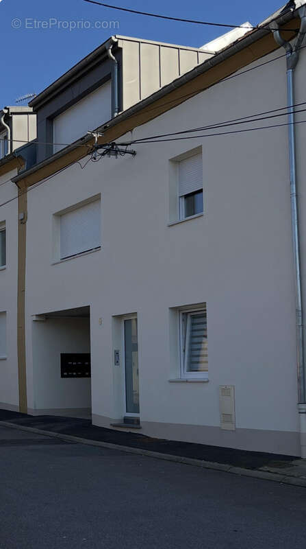 Appartement à LEXY