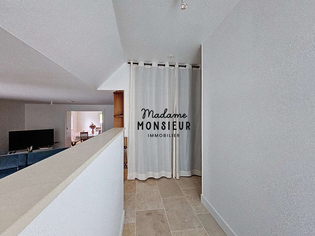 Maison à SAINT-MARCEL-BEL-ACCUEIL