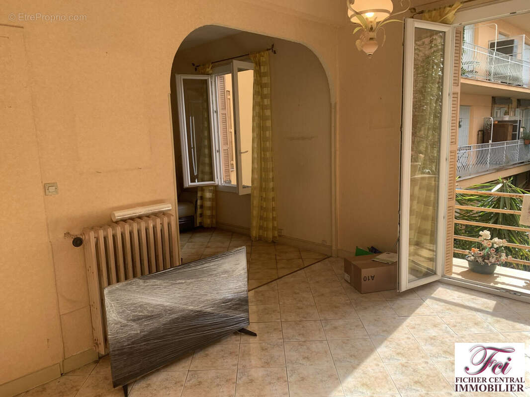 Appartement à MENTON