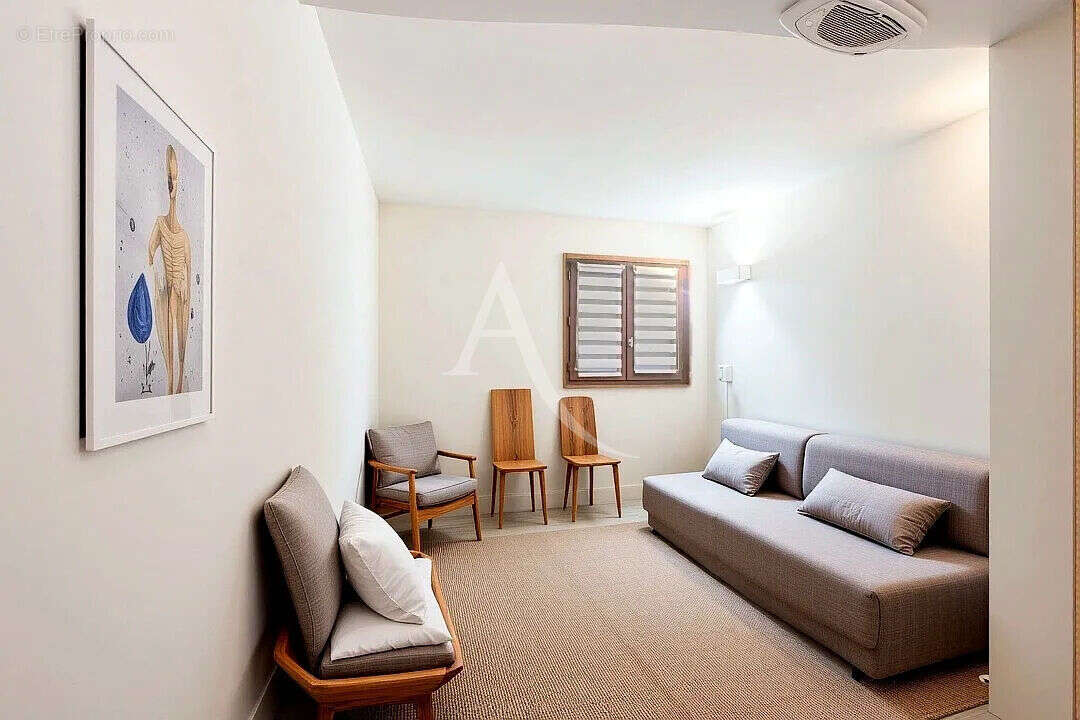 Appartement à SURESNES