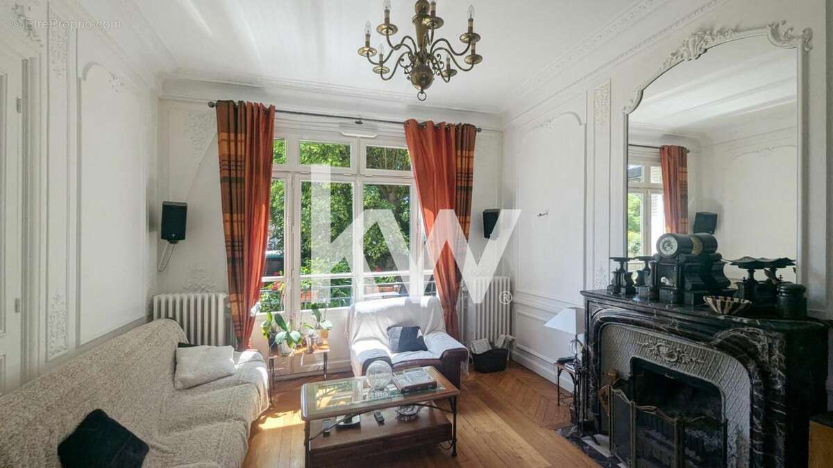 Maison à DEUIL-LA-BARRE