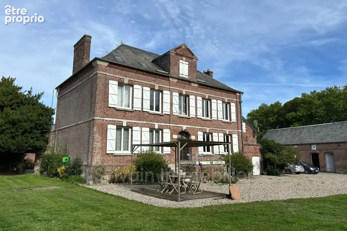 Photo Maison à Songeons au prix de 330 000€