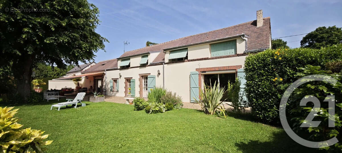 Maison à BROU