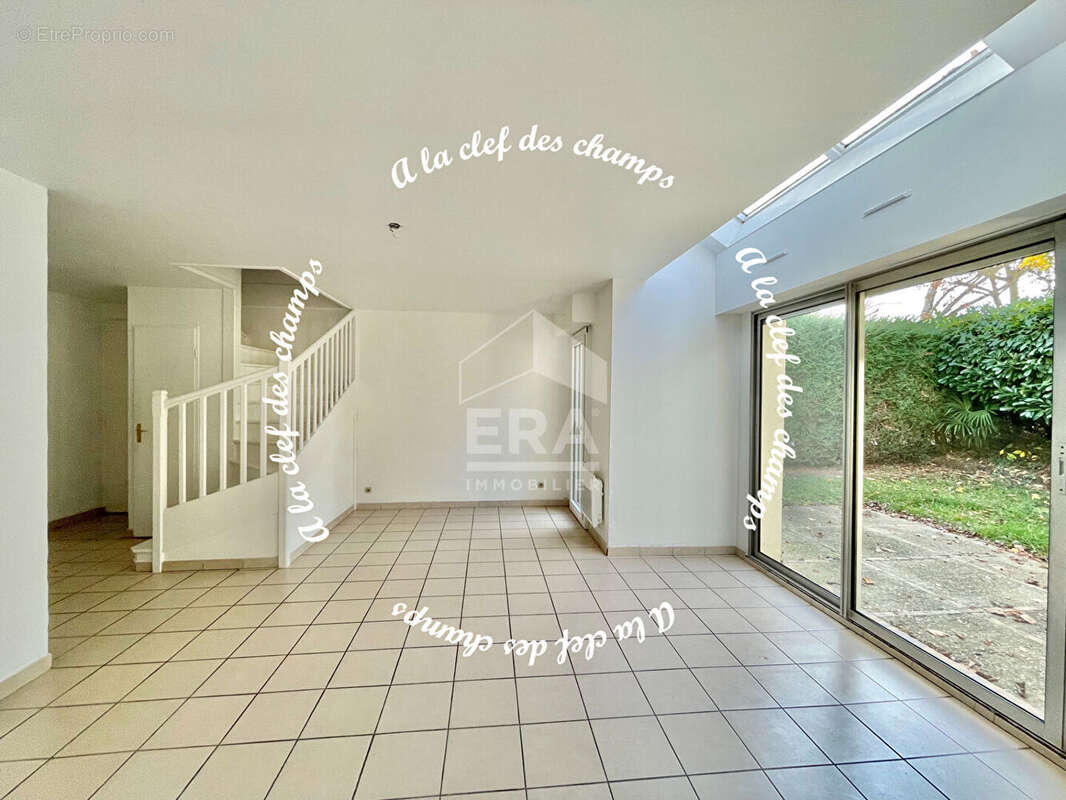 Maison à GIF-SUR-YVETTE