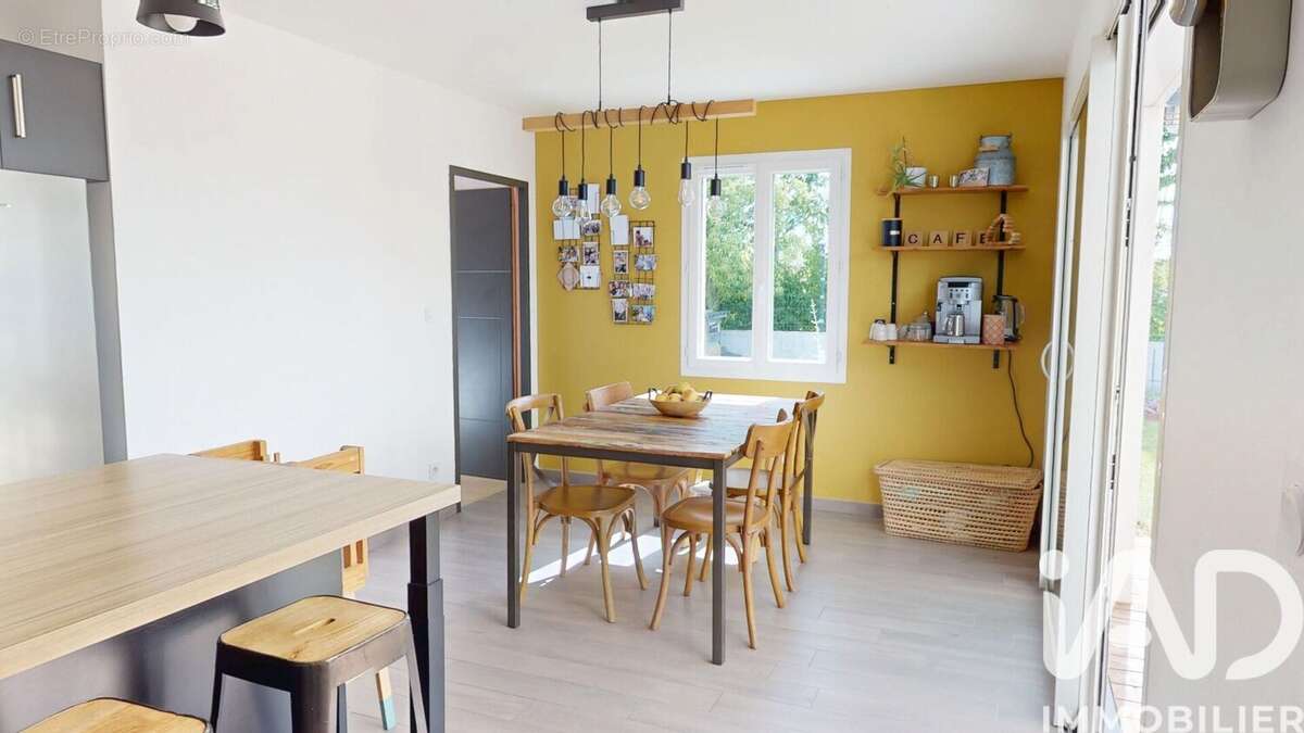 Maison 111 m² à Saint-Ouen-D'aunis  - photo 5