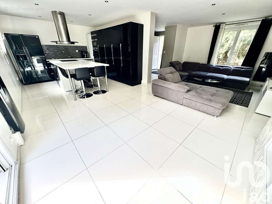 Photo 3 - Maison à ARGENTEUIL