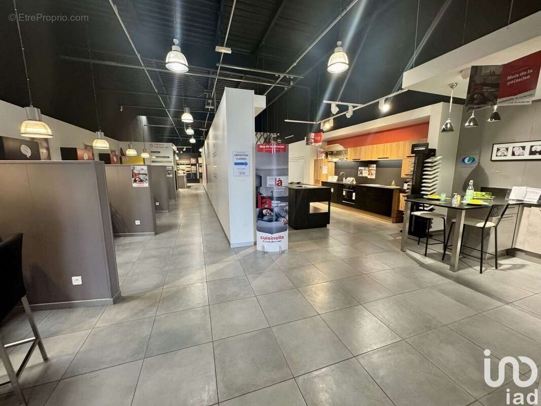 Photo 3 - Commerce à LISSES