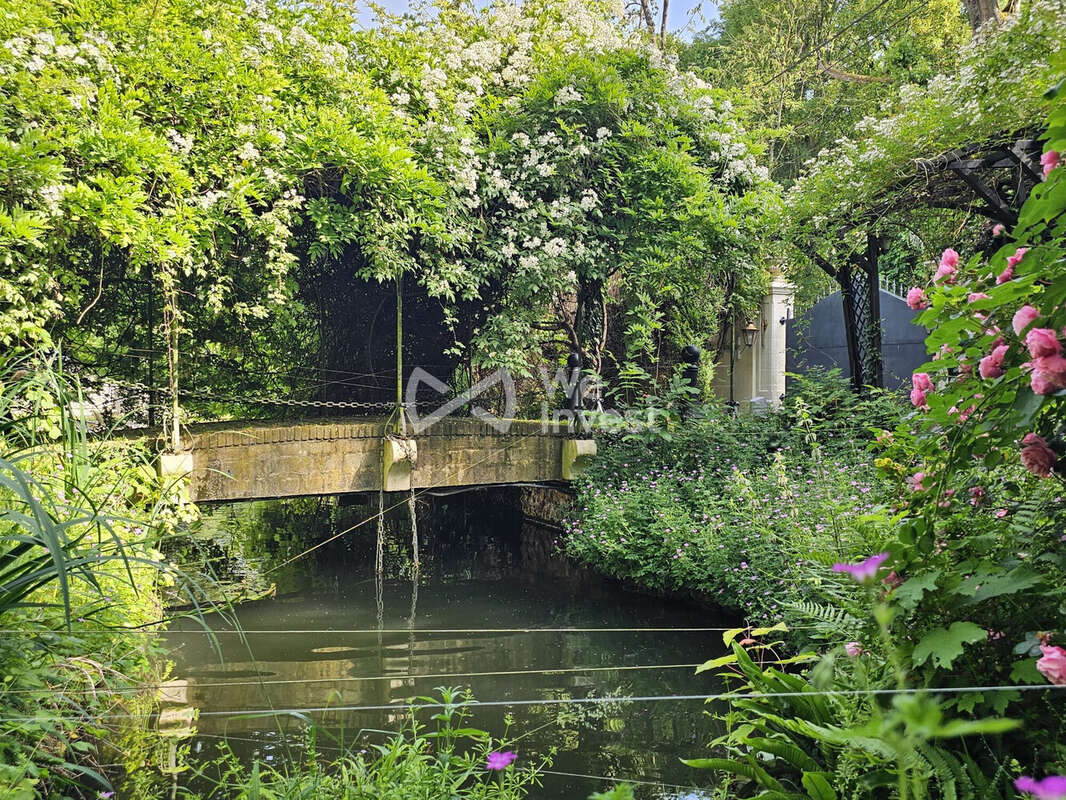 Un jardin extaordinaire à deux pas de Disneyland.
