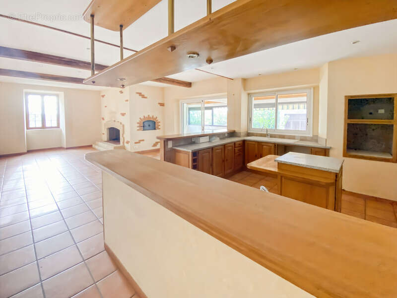 Dpt Gers (32), à vendre Proche de RISCLE château T6 de 327 m² habitables + 580 m² de dépendances attenantes sur 8157 m² de terra - photo 41