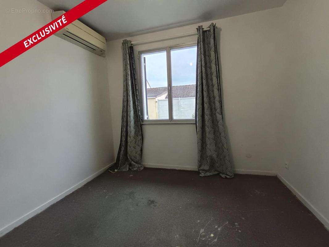 Maison à FONTENAY-TRESIGNY