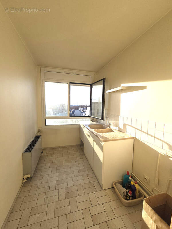 Appartement à PARIS-19E