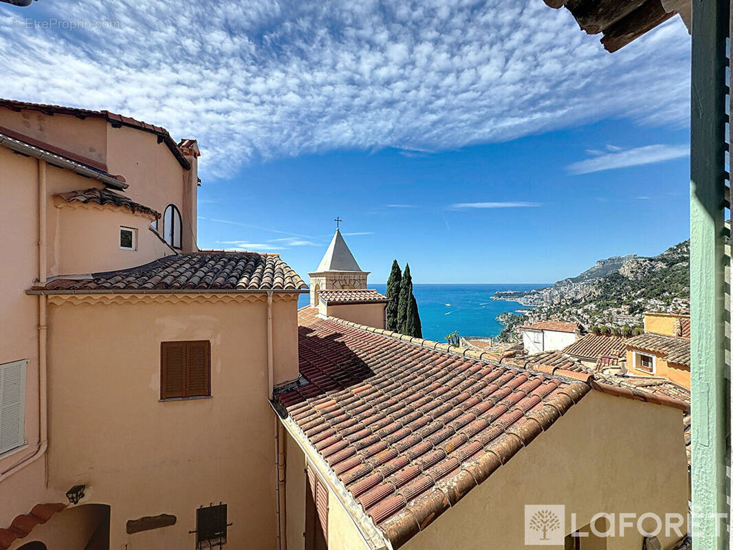 Appartement à ROQUEBRUNE-CAP-MARTIN