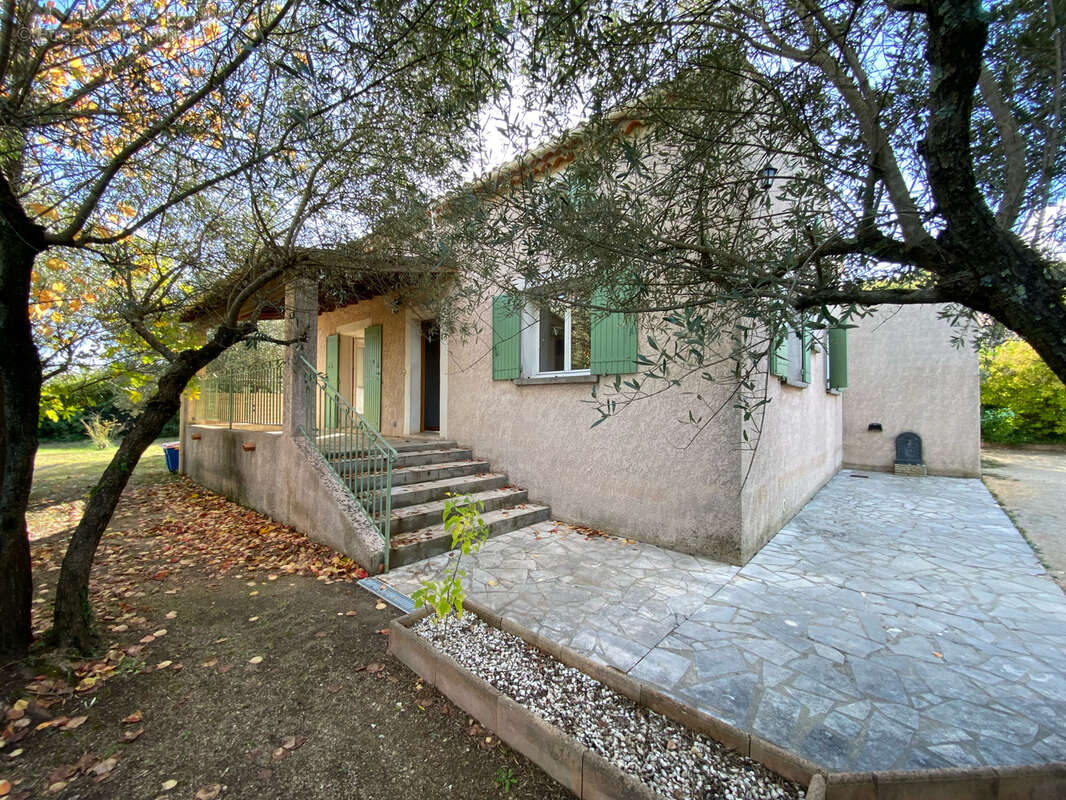 Maison à DURFORT-ET-SAINT-MARTIN-DE-SOSSENAC