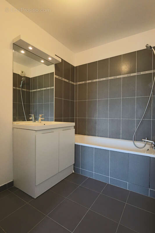 Appartement à ROMAINVILLE