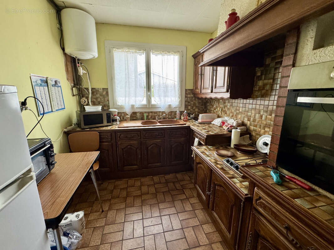 Maison à PAREMPUYRE