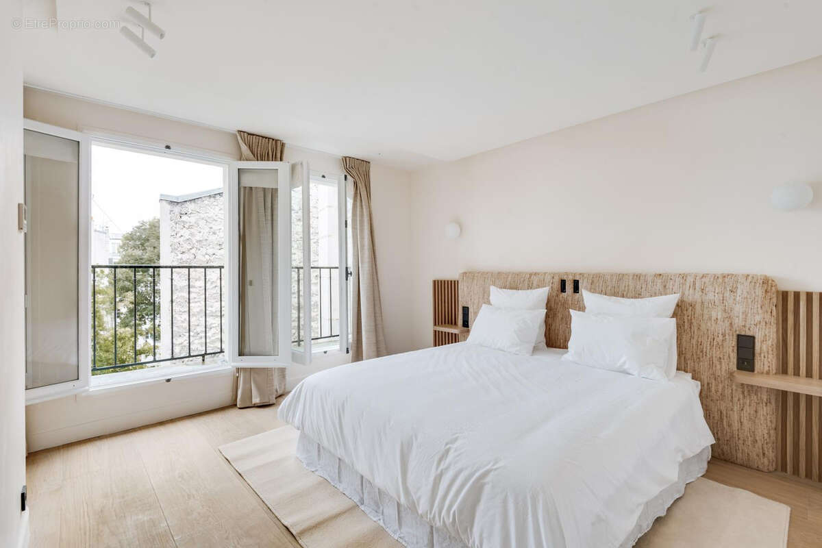 Appartement à PARIS-6E
