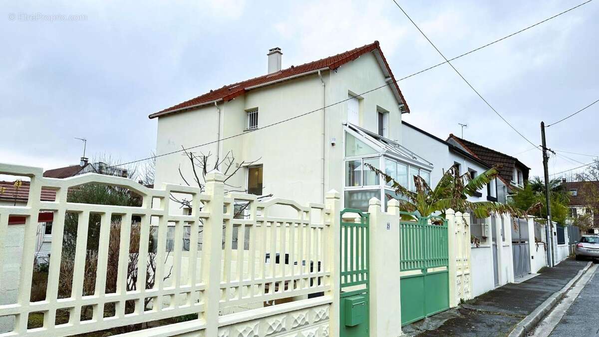 Maison à NEUILLY-PLAISANCE