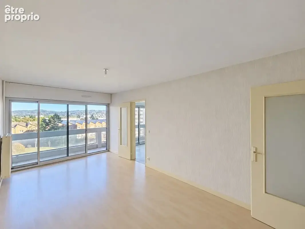 Appartement 4 pièces 67 m² à vendre à Saint-Etienne (42100) - photo 4