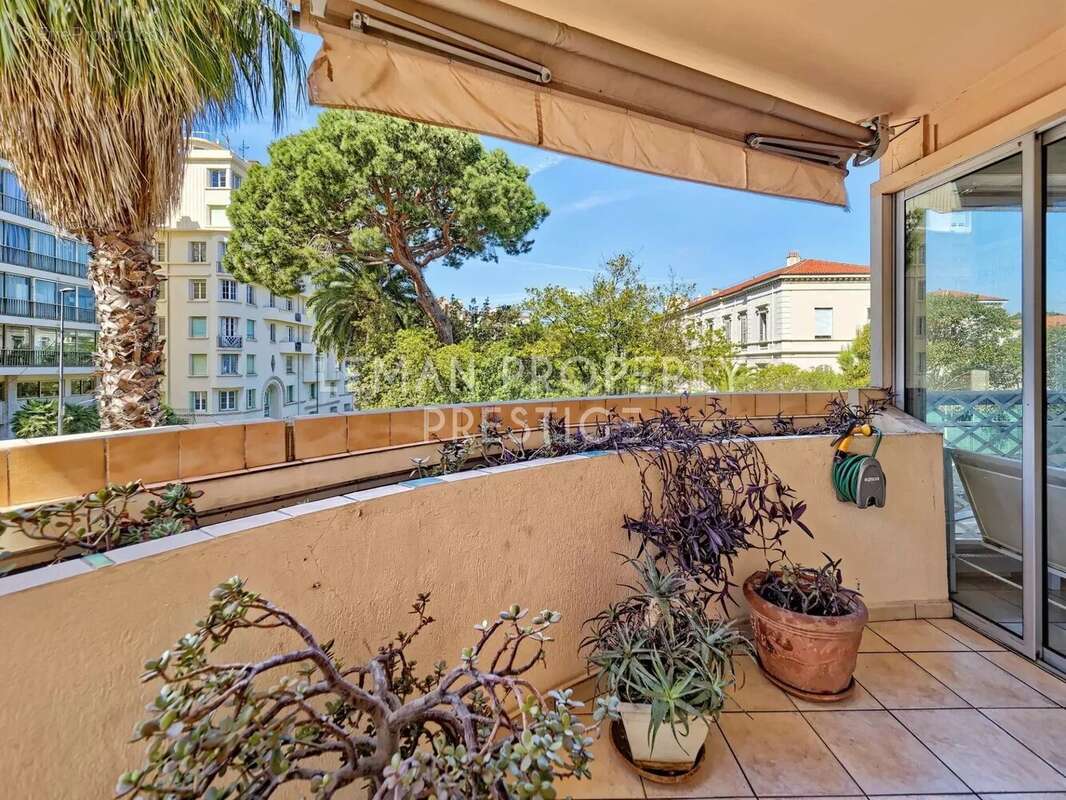 Appartement à CANNES