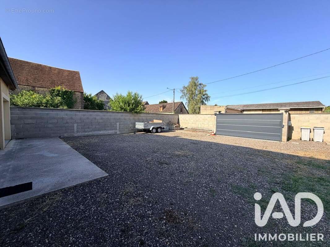 Maison 73 m² à Arces-Dilo  - photo 2
