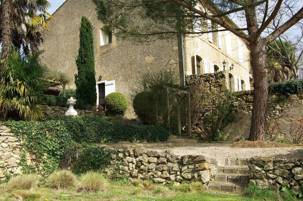 Maison à MIRANDE