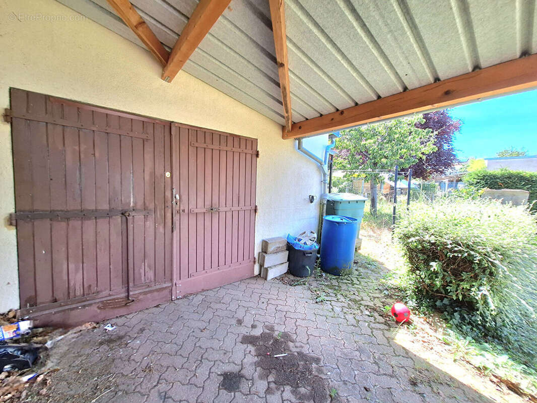 A vendre maison 141 m2 à fort potentiel et idéalement placée à Domérat équipé d'un ascenseur. - photo 17