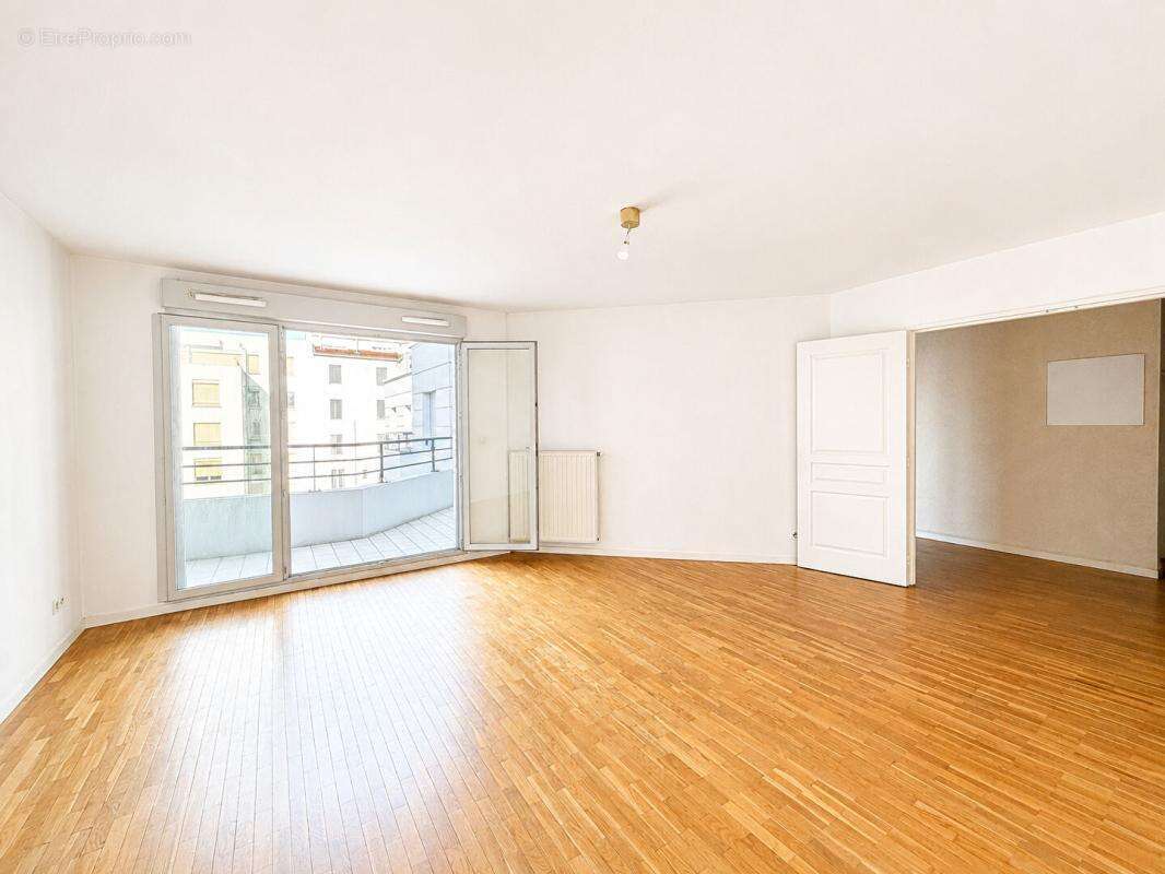 Appartement à LYON-6E