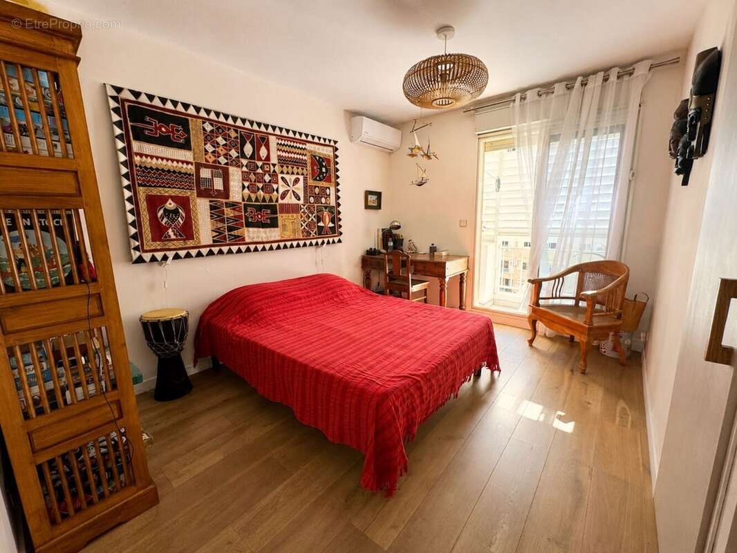 Appartement à SAINT-DENIS