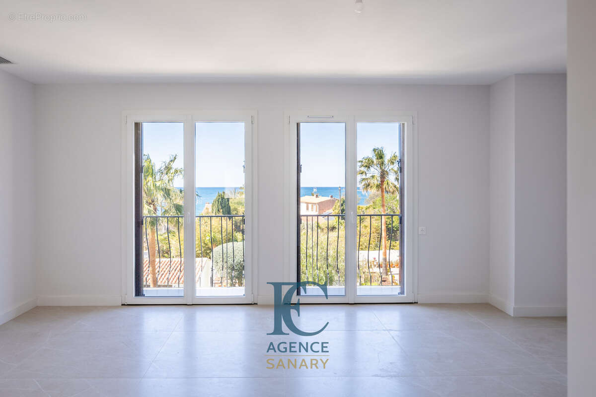 Appartement à SANARY-SUR-MER