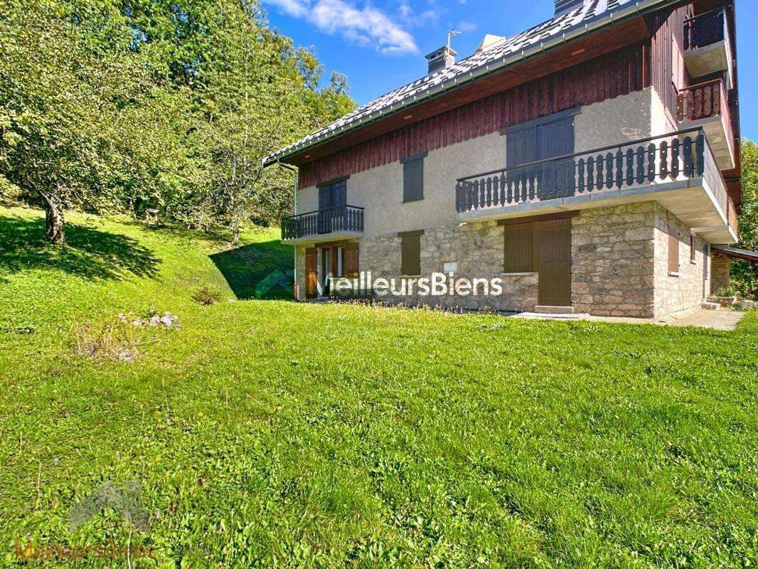 Appartement à JARRIER