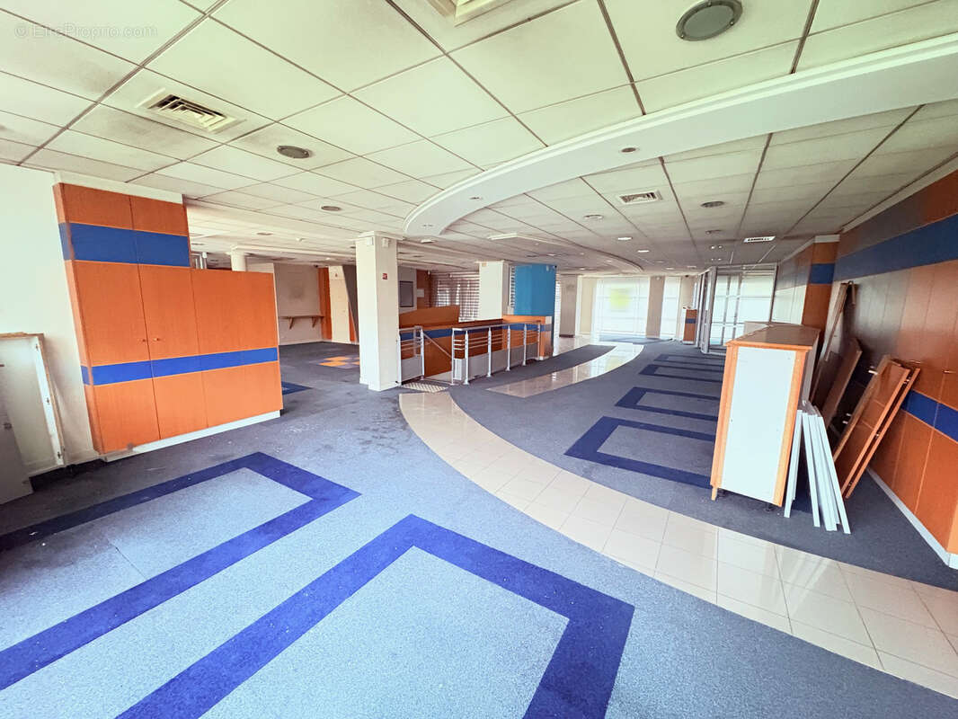 Commerce à VIRY-CHATILLON