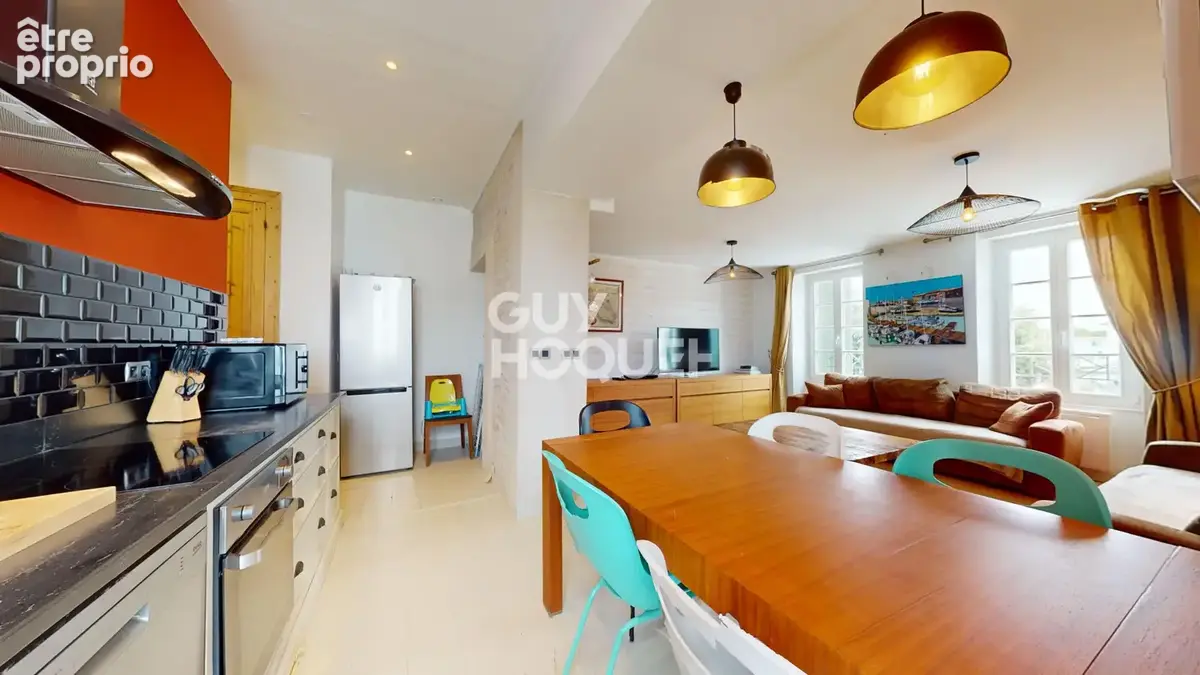Appartement de charme avec vue sur le port et potentiel mixte ? Ars-en-Ré - photo 9