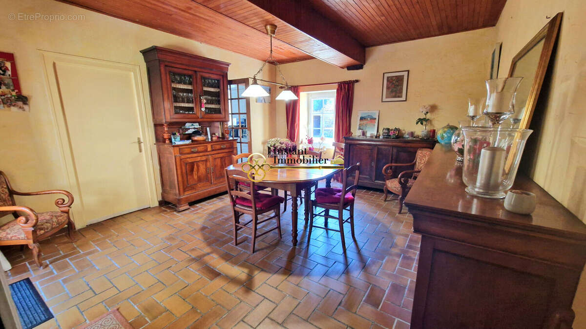 Maison à PLOUGASNOU