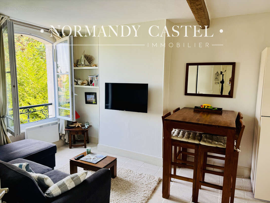 Appartement à TROUVILLE-SUR-MER