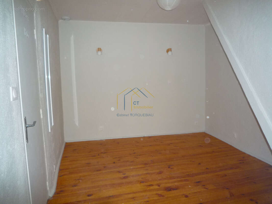 GIGNAC: Maison avec 2 appartements - photo 4
