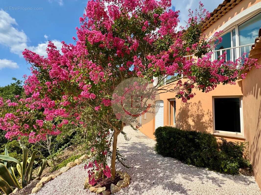 Co-exclusivite! vue  panoramique sur la mer et esterel! - photo 12
