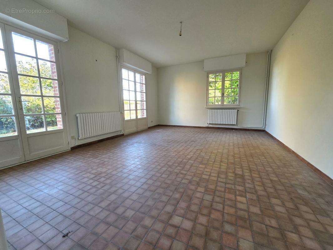 Maison à FONTAINE-NOTRE-DAME