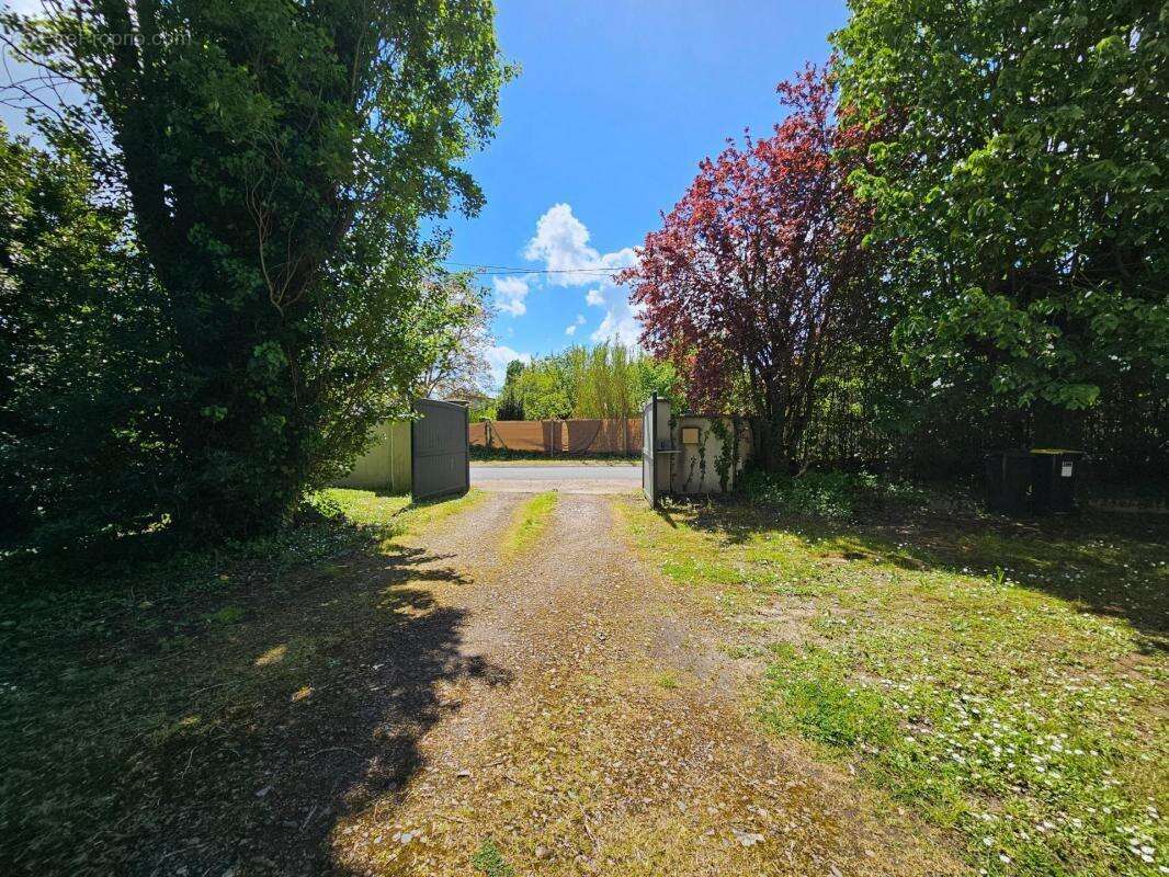 Maison à BRION-PRES-THOUET