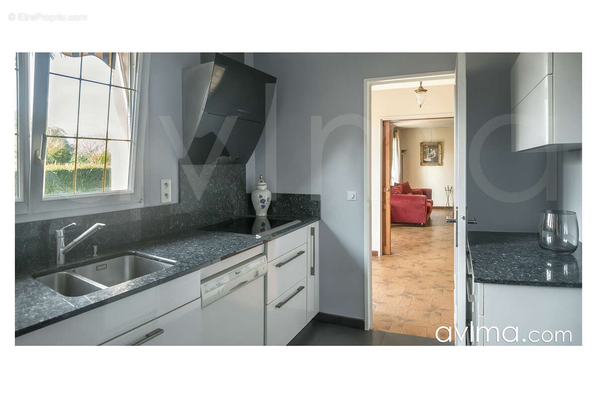 Maison à FEUCHEROLLES