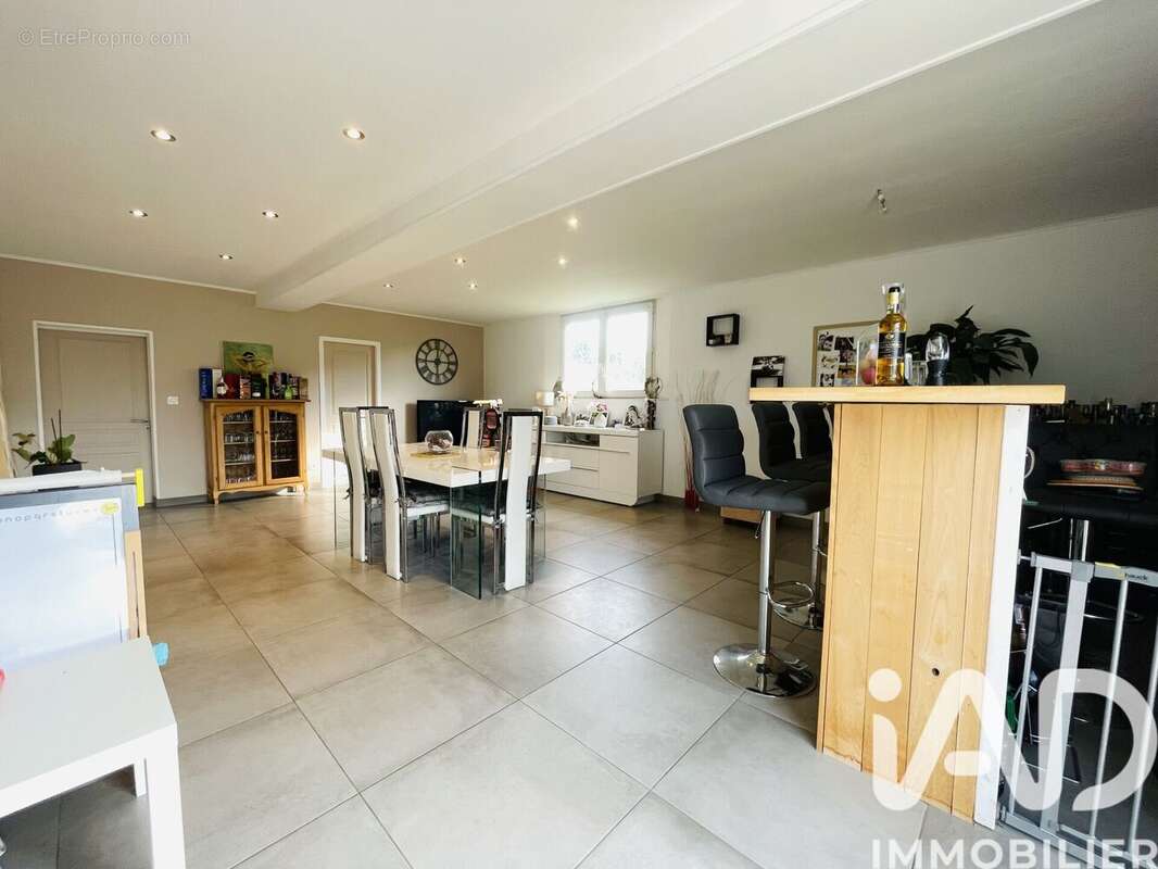 Photo 6 - Maison à BARBEZIEUX-SAINT-HILAIRE